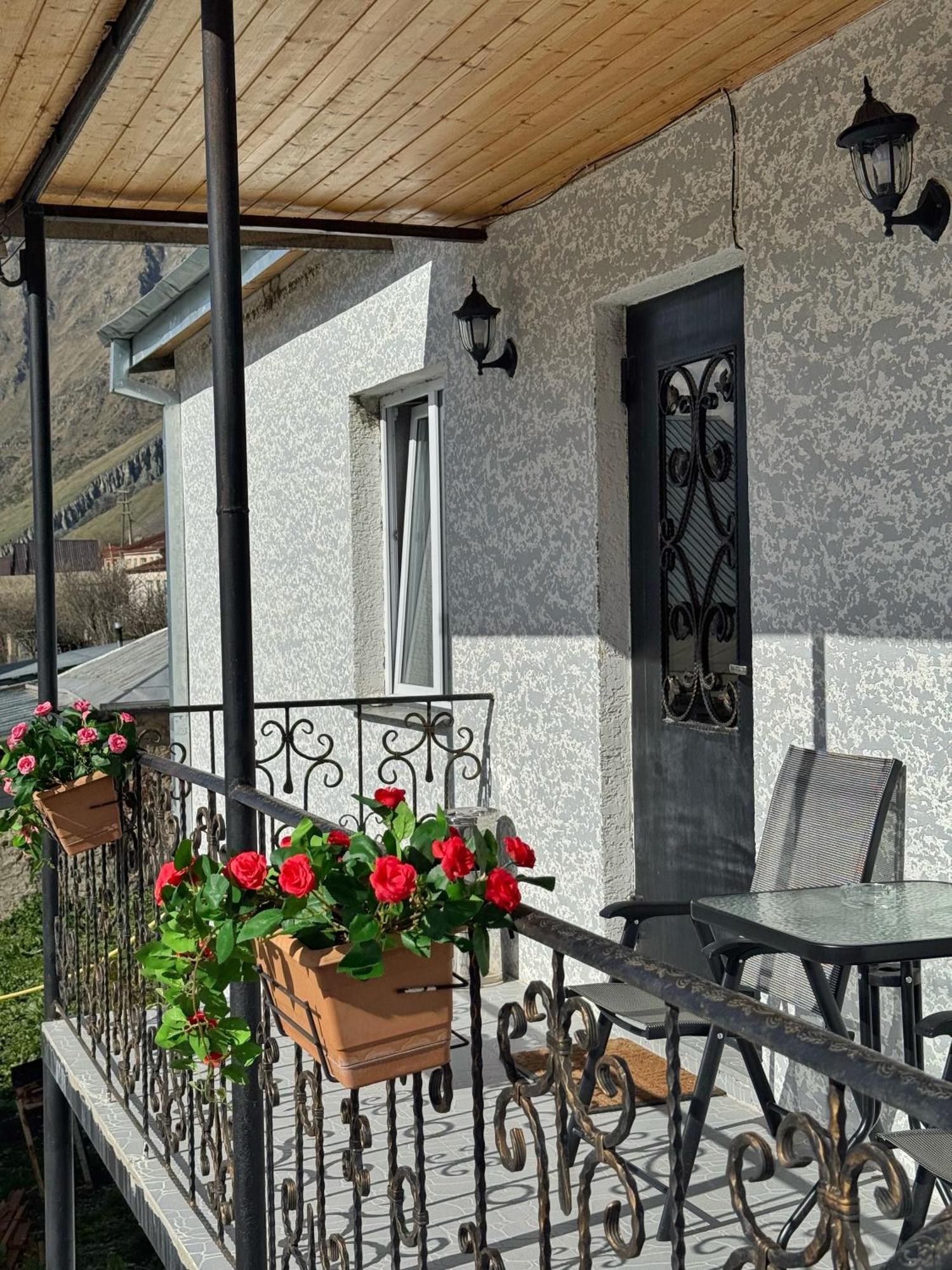 Hotel Elia Kazbegi Exterior photo